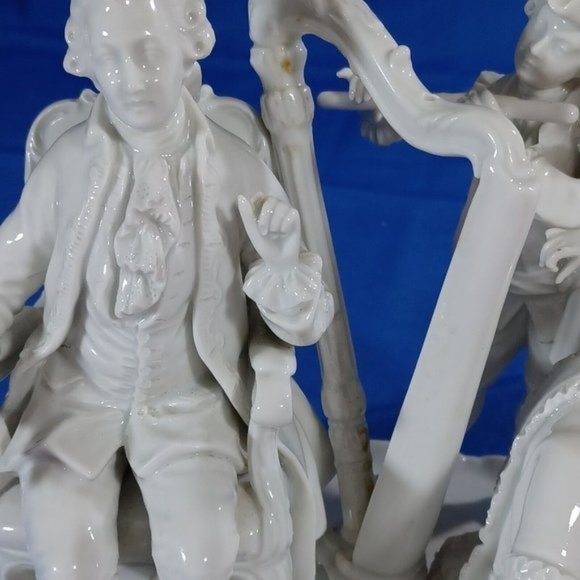 German Blanc De Chine Antique UNTERWEISSBACH Musician Porcelain Sculpture Statue - Picture 11 of 12